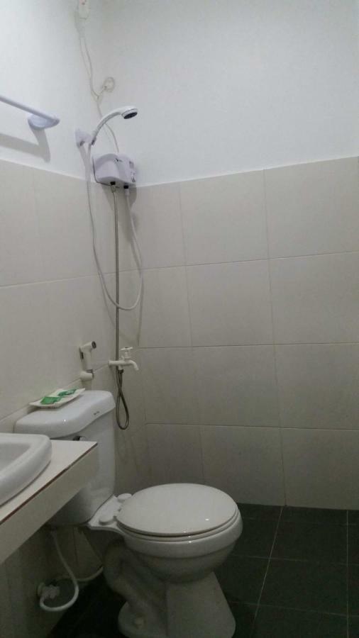 Greenfields Tourist Inn Панглао Экстерьер фото