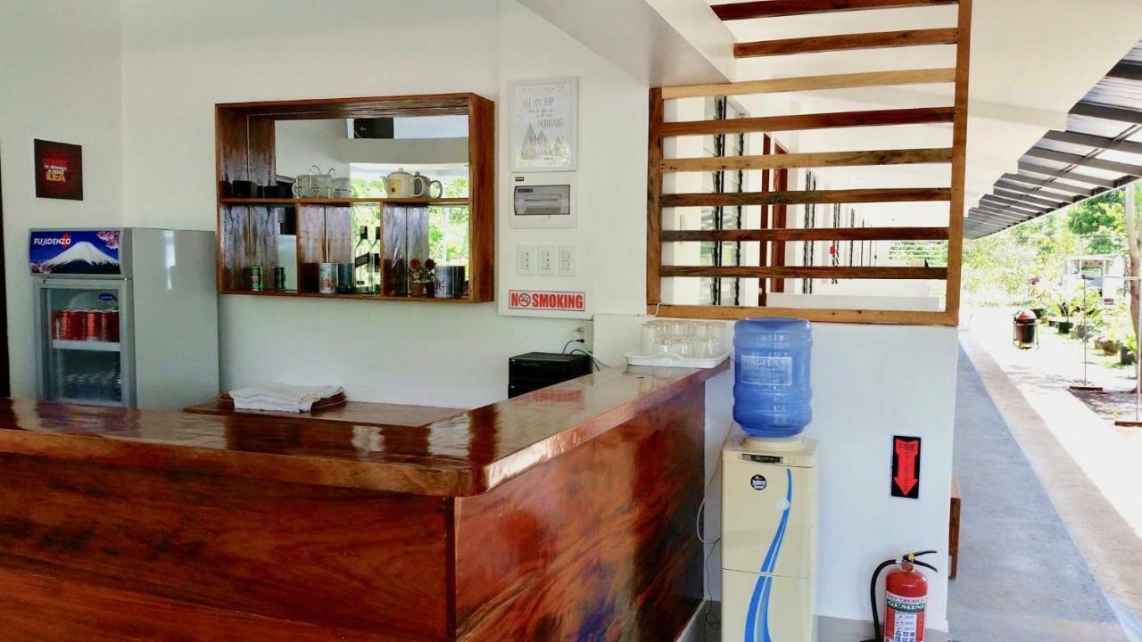 Greenfields Tourist Inn Панглао Экстерьер фото